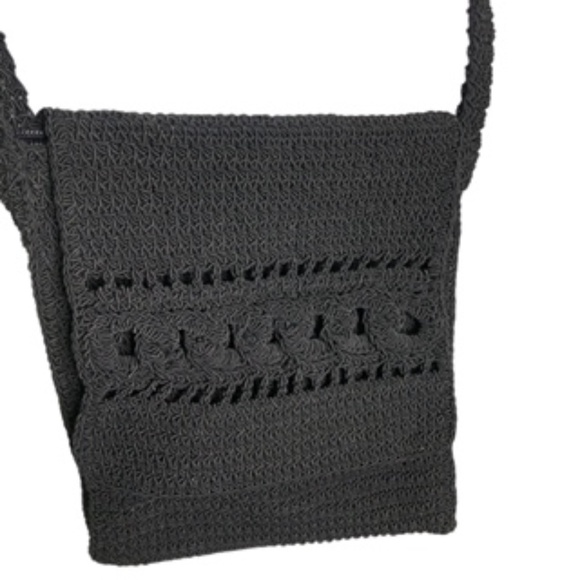 Hand Crafted Crocheted Shoulder Strap Zip Black Handbag - Picture 1 of 7